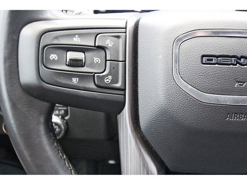 Used 2024 GMC Sierra 2500 Denali Ultimate AWD/4WD image 13