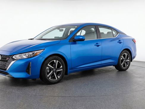 Used 2025 Nissan Sentra SV FWD image 3