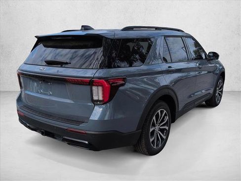 New 2026 Ford Explorer ST-Line RWD image 2
