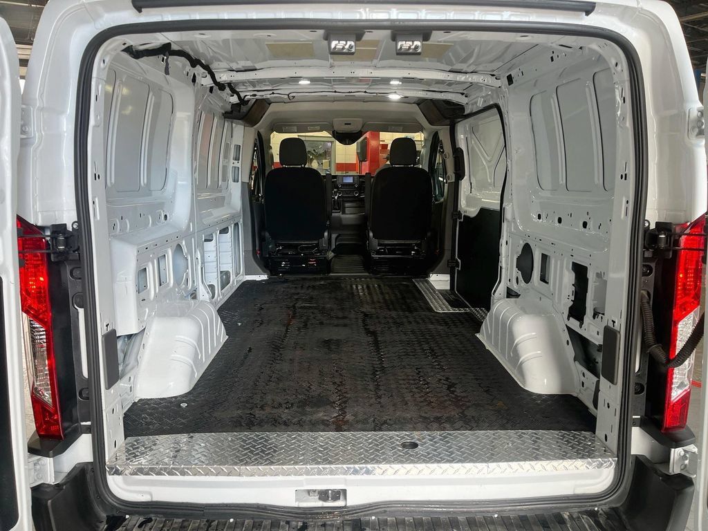 Used 2024 Ford Transit 150 Low Roof RWD image 23