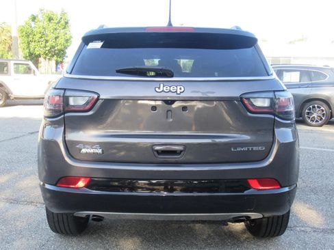 Used 2023 Jeep Compass Limited w/ Elite Group AWD/4WD image 6
