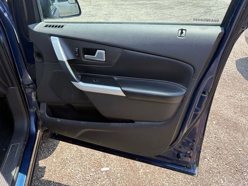 Used 2012 Ford Edge SEL FWD image 16