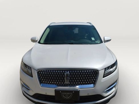 Used 2019 Lincoln MKC Reserve AWD/4WD image 2