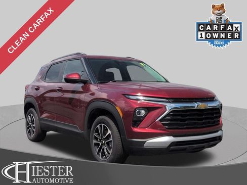 Used 2025 Chevrolet TrailBlazer LT AWD/4WD image 1