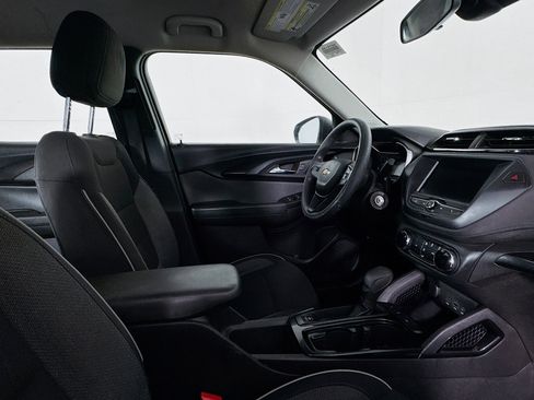 Used 2023 Chevrolet TrailBlazer LS image 27