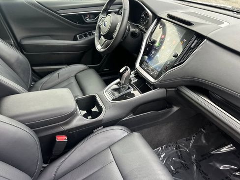 Used 2023 Subaru Outback Limited image 18