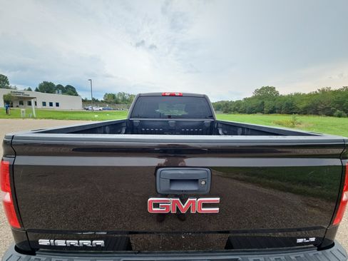 Used 2018 GMC Sierra 1500 SLE w/ SLE Value Package AWD/4WD image 5