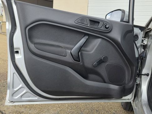 Used 2016 Ford Fiesta S image 13