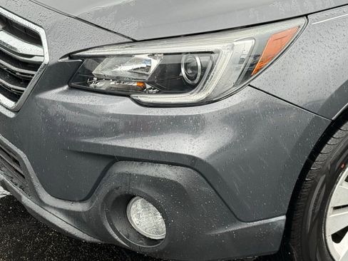 Used 2019 Subaru Outback 2.5i Premium image 10