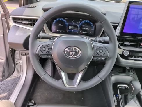 Used 2026 Toyota Corolla XSE FWD image 15