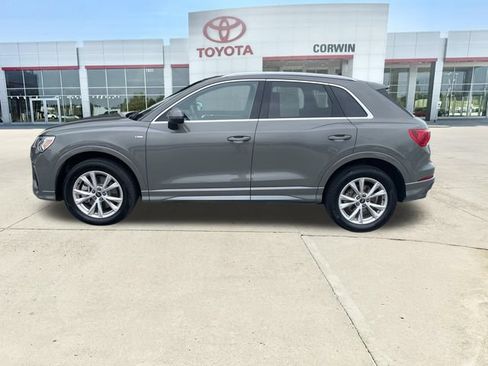 Used 2025 Audi Q3 2.0T Premium AWD/4WD image 2