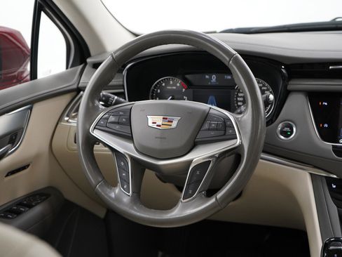 Used 2021 Cadillac XT5 Premium Luxury image 13