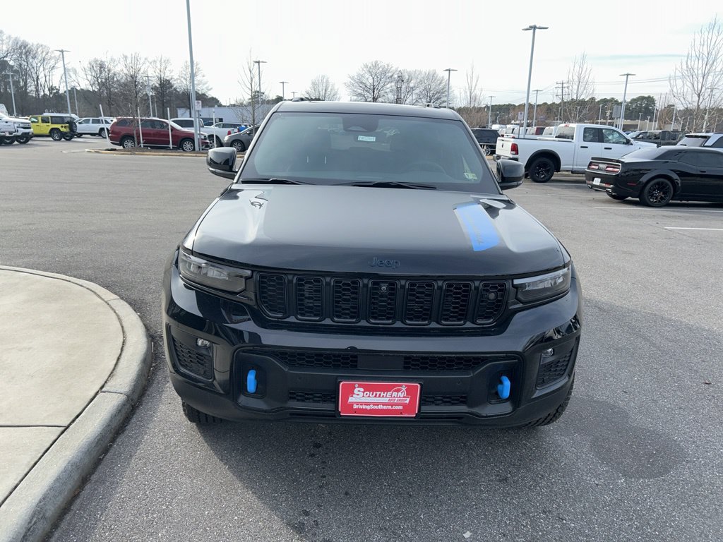 New 2024 Jeep Grand Cherokee Trailhawk w/ Advanced Protech Group II AWD/4WD image 2