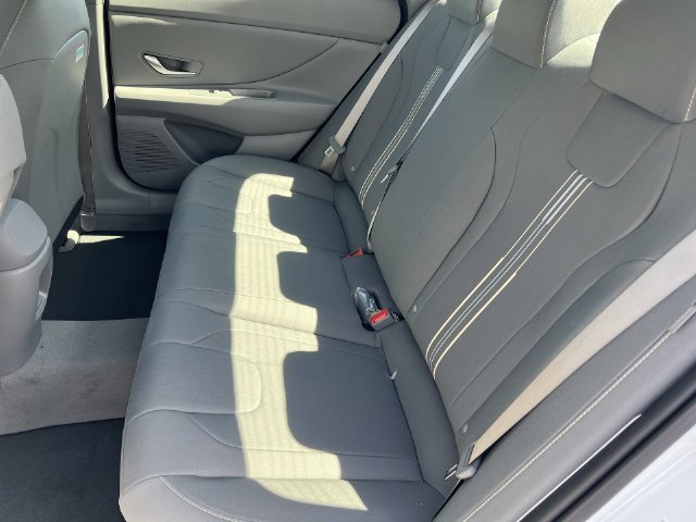 Used 2026 Hyundai Elantra Sport FWD image 26