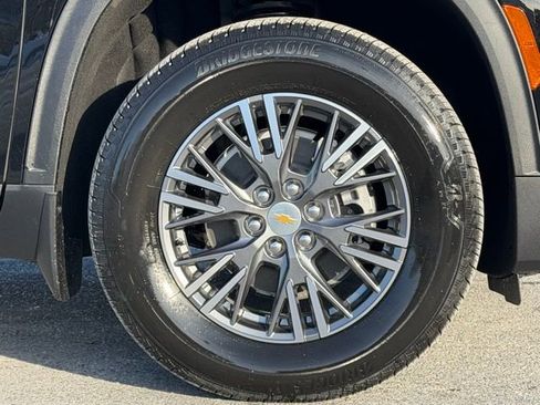 New 2026 Chevrolet Traverse LT w/ Driver Confidence Package image 18