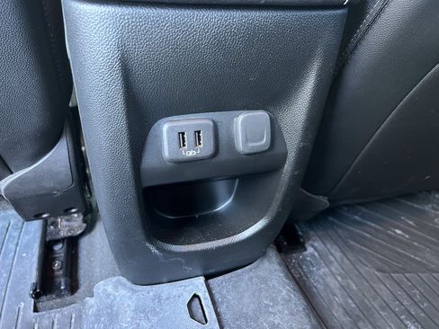 Used 2022 Chevrolet Colorado ZR2 w/ ZR2 Midnight Special Edition AWD/4WD image 26