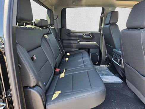 New 2026 Chevrolet Silverado 1500 LTZ w/ LTZ Premium Package AWD/4WD image 16