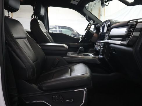 Used 2022 Ford F150 Lariat w/ Equipment Group 502A High AWD/4WD image 9