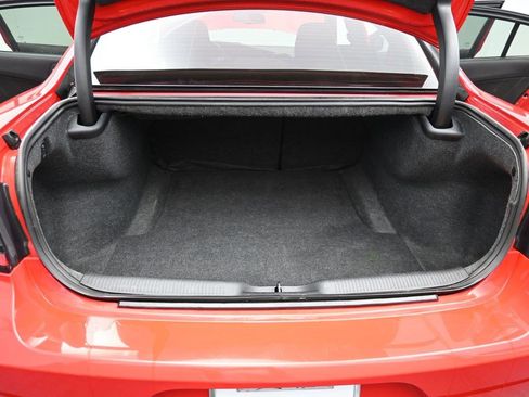 Used 2020 Dodge Charger GT w/ Blacktop Package RWD image 9