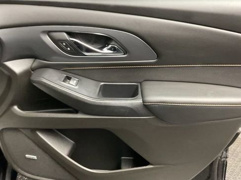 Certified 2021 Chevrolet Traverse Premier w/ Redline Edition image 31