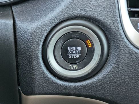 Used 2020 Dodge Durango SXT image 27