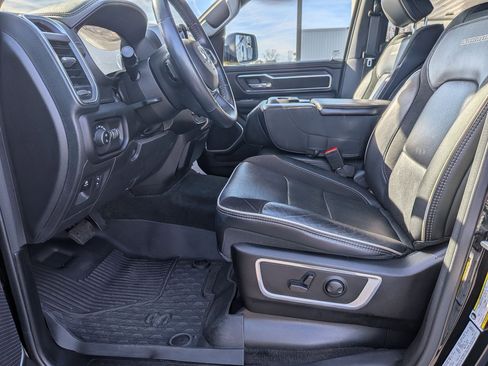 Used 2023 RAM 1500 Laramie image 12