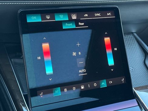 Certified 2025 Cadillac Escalade Sport Platinum image 27