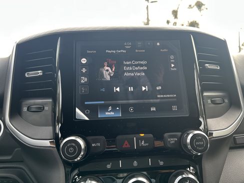 New 2026 RAM 1500 4x4 Crew Cab image 28