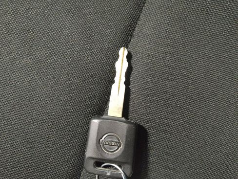 Used 2025 Nissan Versa S FWD image 32