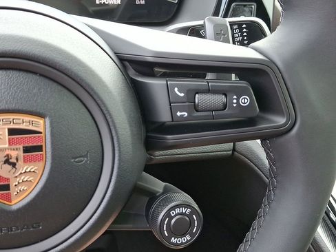 New 2026 Porsche Panamera 4 image 18