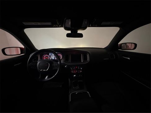Used 2022 Dodge Charger SXT image 37