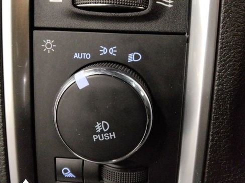 Used 2021 RAM 1500 Classic Warlock image 14