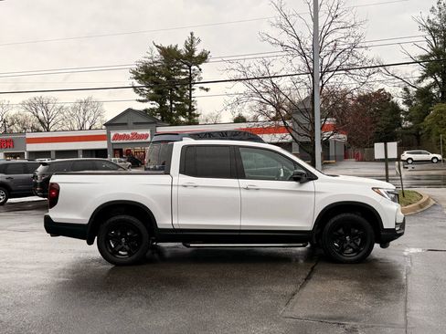 Used 2023 Honda Ridgeline Black Edition image 5