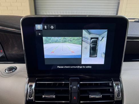 Used 2020 Lincoln Navigator Reserve w/ Luxury Package AWD/4WD image 19