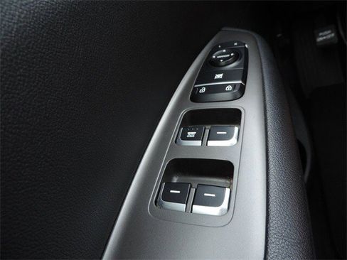 Used 2020 Kia Optima LX image 21