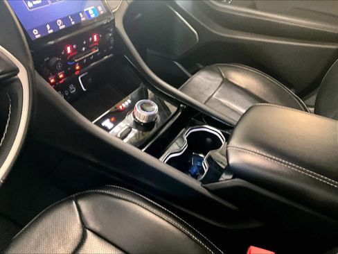 Used 2022 Jeep Grand Cherokee L Limited w/ Luxury Tech Group II image 21