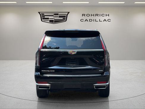 Certified 2024 Cadillac Escalade Premium Luxury w/ LPO, Floor Liner Package AWD/4WD image 6