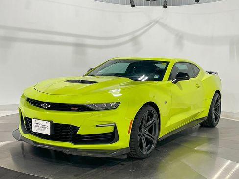 Used 2021 Chevrolet Camaro SS image 14