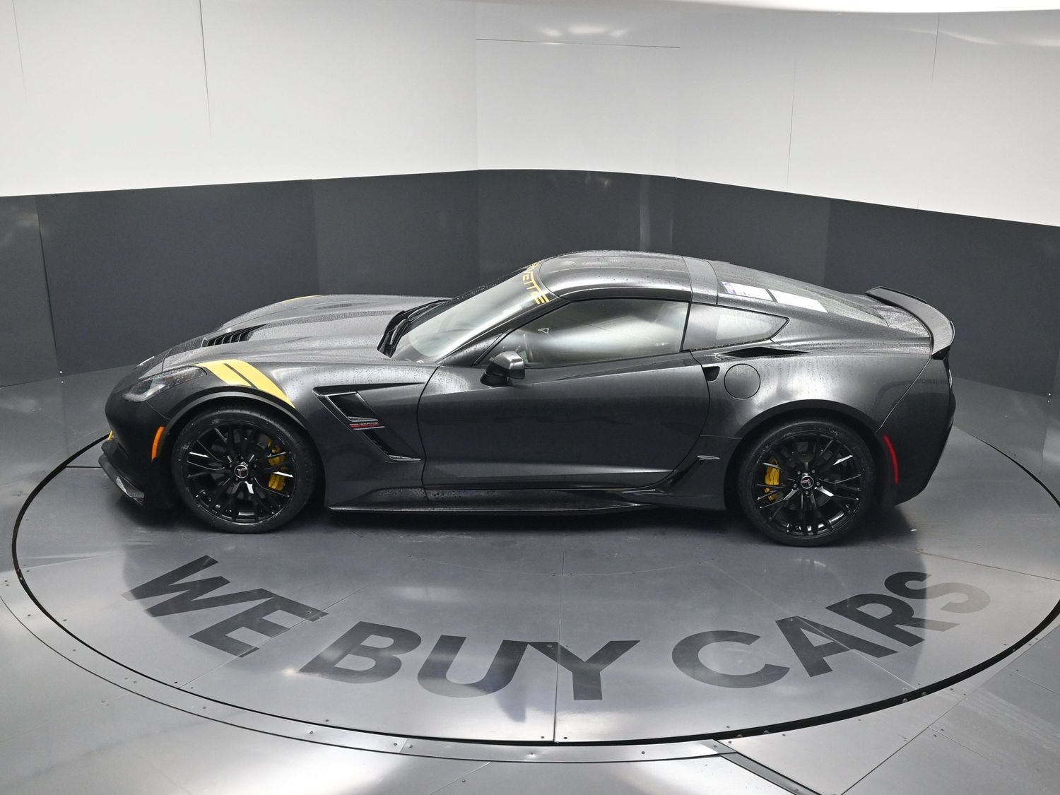 Used 2018 Chevrolet Corvette Grand Sport RWD image 29