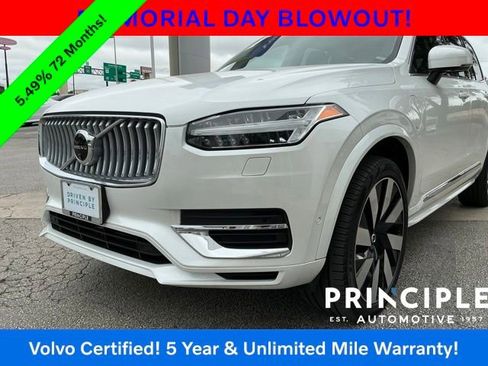 Certified 2024 Volvo XC90 T8 Plus w/ Protection Package Premier AWD/4WD image 5
