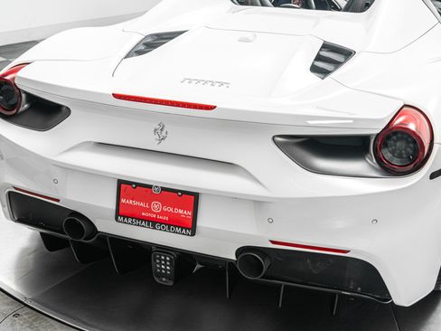 Used 2018 Ferrari 488 Spider RWD image 36