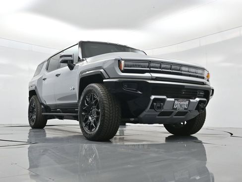 Used 2025 GMC Hummer EV 2X image 45