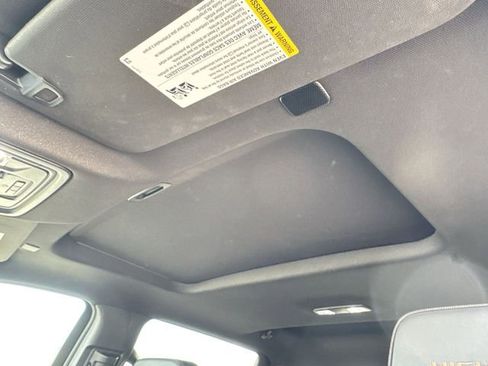 Used 2024 Chevrolet Silverado 1500 High Country w/ High Country Premium Package image 18