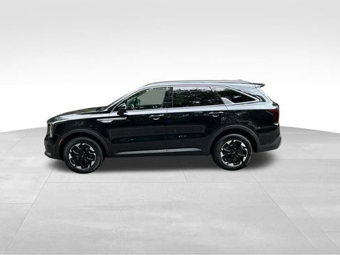 Used 2024 Kia Sorento S AWD/4WD image 2