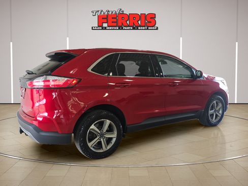 Used 2022 Ford Edge SEL w/ Convenience Package AWD/4WD image 5