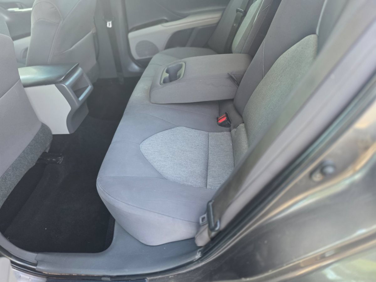 Used 2021 Toyota Camry LE w/ Carpet Mat Package (TMS) FWD image 29