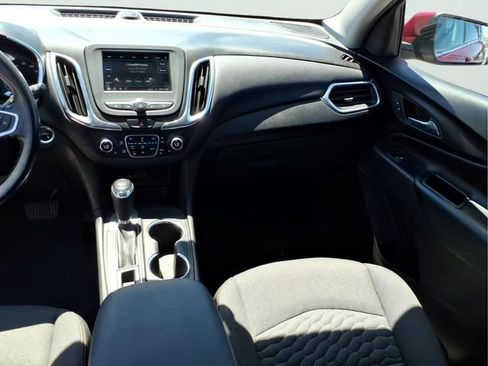 Used 2019 Chevrolet Equinox LT FWD image 15