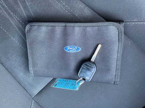 Used 2017 Ford Focus SE FWD image 17