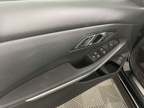 Certified 2023 BMW 330i xDrive Sedan w/ Driving Assistance Package image 11