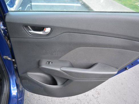 Used 2020 Hyundai Accent SE FWD image 16